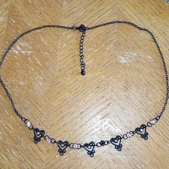 Romantic Black and Pink Heart Necklace / Choker - Picture 2 of 8